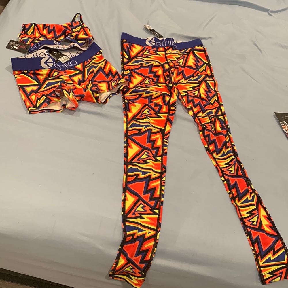 Hello I’m selling a lil girls ethika outfit 3 pieces.